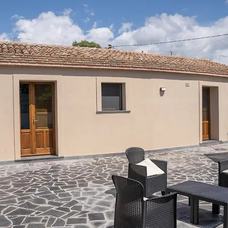 Casa Sautu-fau Santa Venerina
