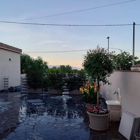Casa Sautu-fau * Santa Venerina